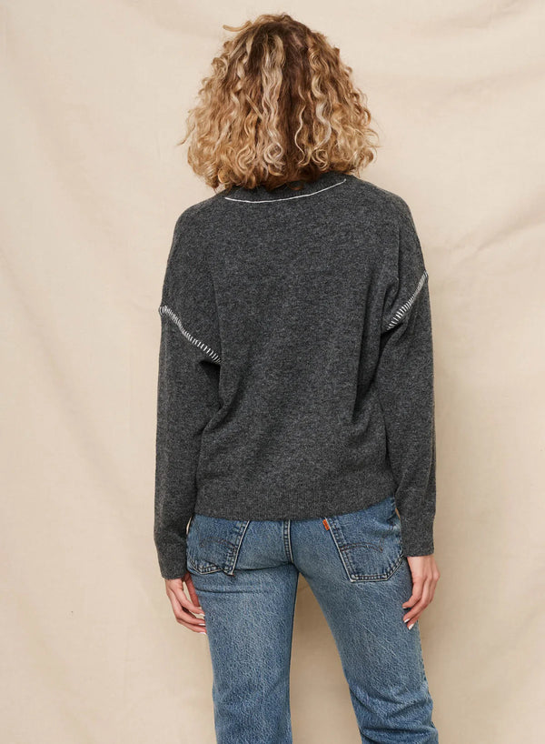 CREW W/ BASEBALL STITCHING SWEATER