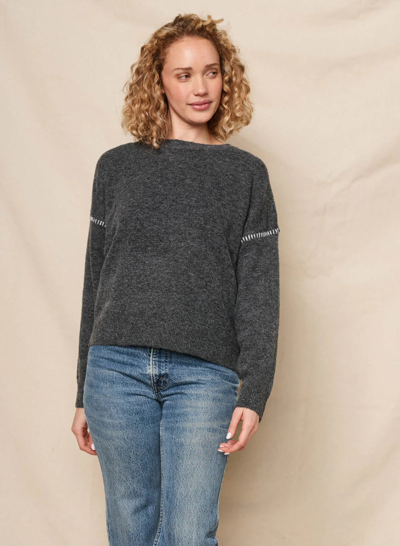CREW W/ BASEBALL STITCHING SWEATER