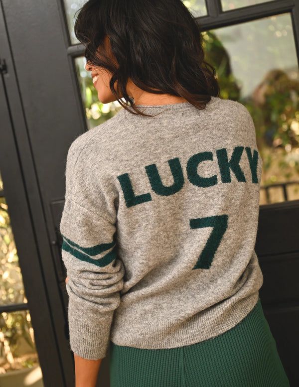 WOMEN'S LUCKY 7 V-NECK INTARSIA SWEATER IN HEATHER GREY
