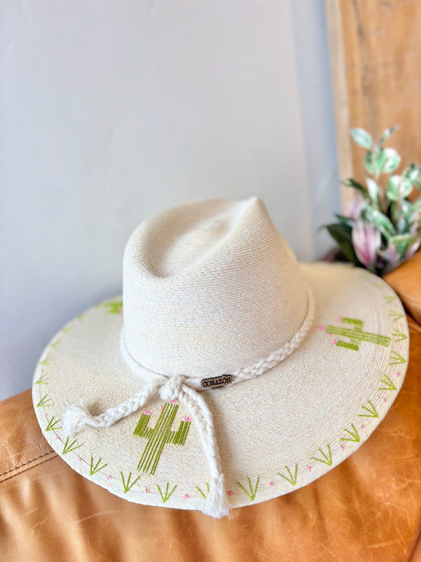 SANTA MARIA WHITE AND GREEN