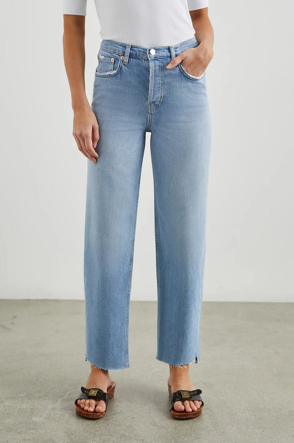 THE TOPANGA CROP HIGH RISE CROP STRAIGHT