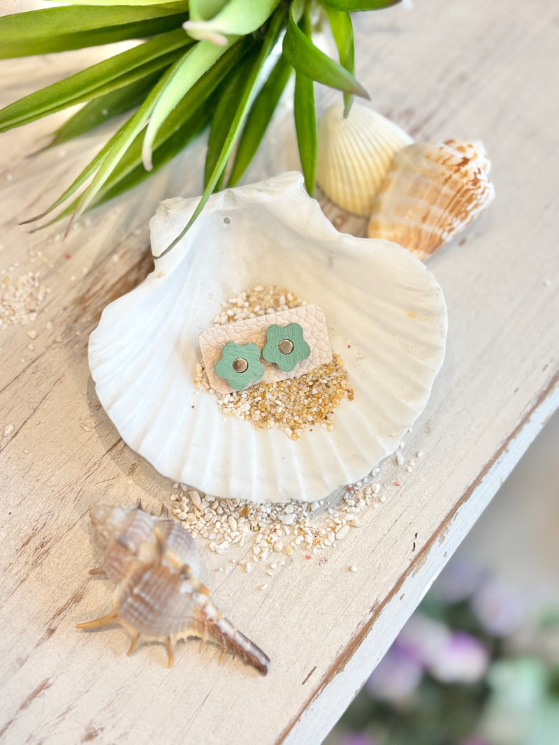 Girtyskey Select/PIERCE PastelGreen Flower