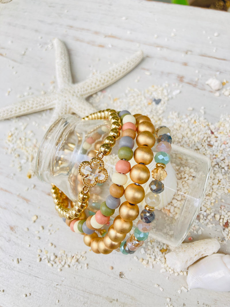 Girty's Keyselect /multicolored Flower bracelet