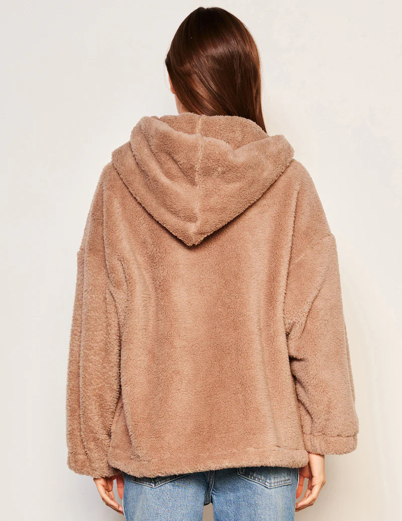 WOMEN'S SHERPA HOODED COAT IN TAUPE