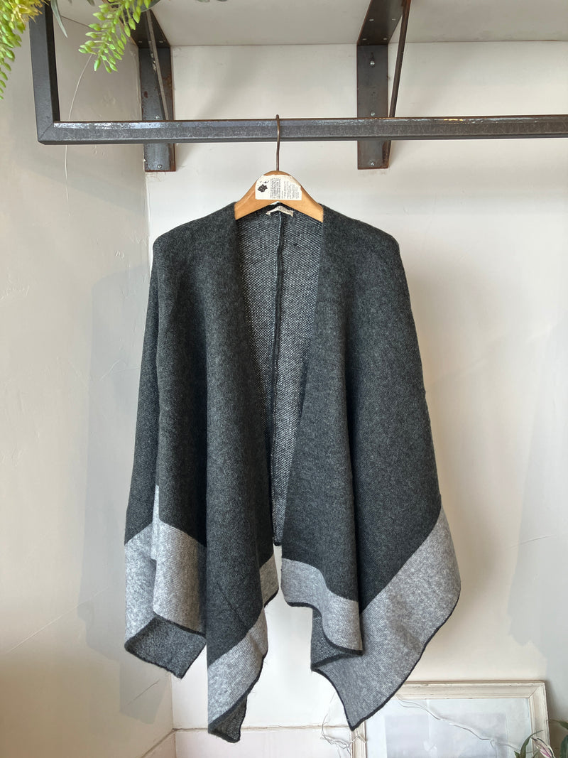 Este Sweater Cape Heather (Charcoal/Heather Cement)