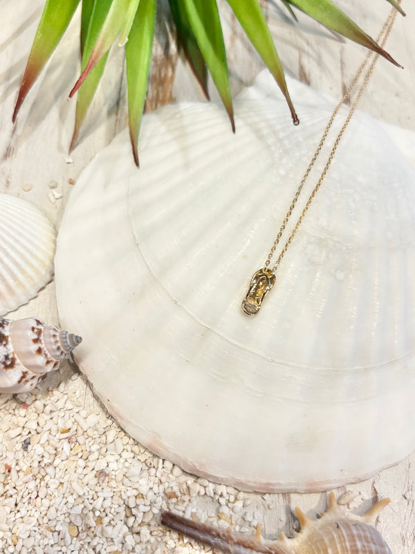 Girty's Key Select/ Keep Calm & Flip Flop On GOLD