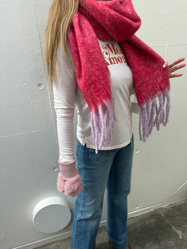 Girtys key select  stole raspberry pink