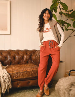 WOMEN'S JOGGER IN BURNT BRICK