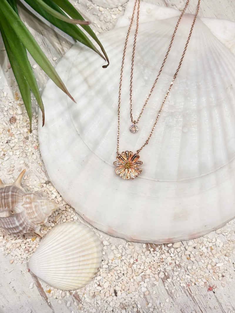 Girty's Key Select/ Lucky flower  charm