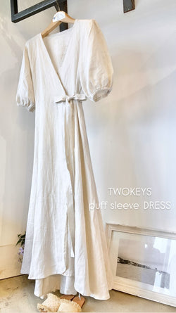 TWOKEYS /puff sleeve dress /natural