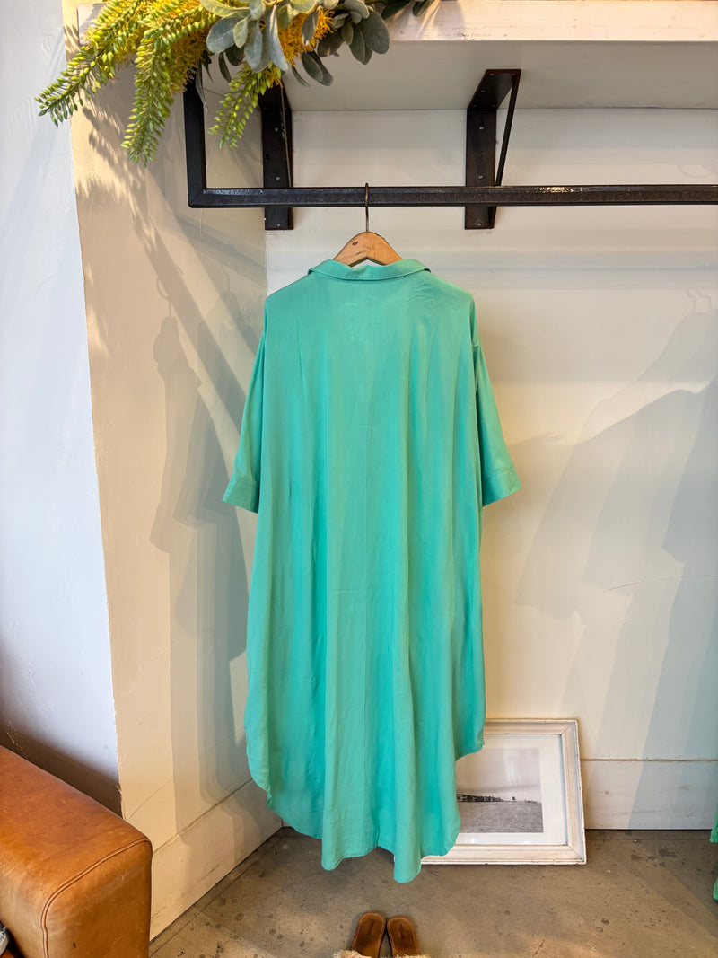 TWOKEYS/  shirt dress /emerald Green