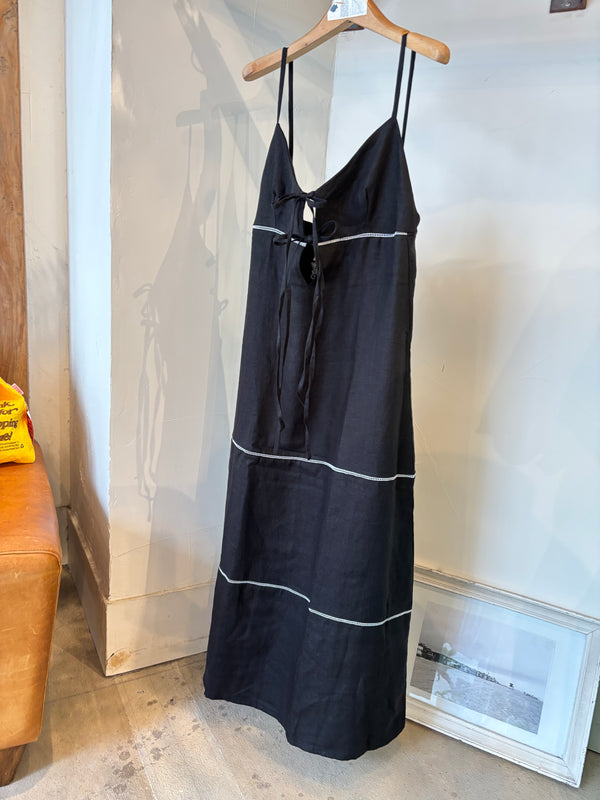 TWOKEYS  LINEN DRESS 🖤BLACK