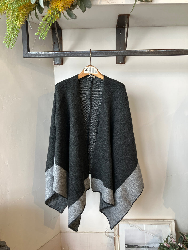 Este Sweater Cape Heather (Charcoal/Heather Cement)