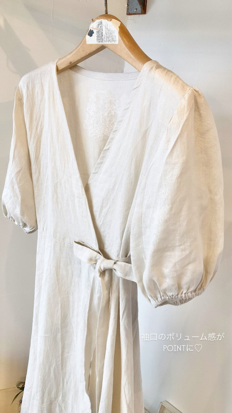 TWOKEYS /puff sleeve dress /natural