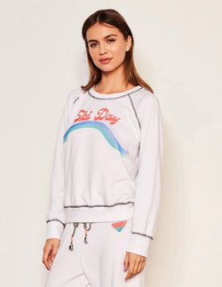 WOMEN'S SKI DAY RAGLAN SWEATSHIRT IN OPTIC WHITE🩵