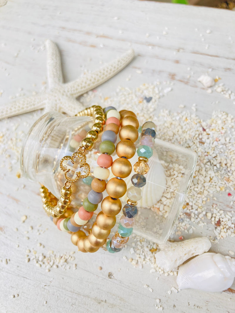 Girty's Keyselect /multicolored Flower bracelet