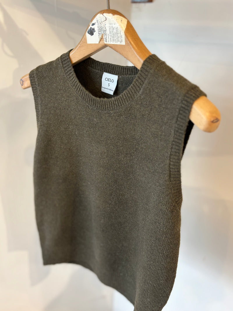 CIELO Knit Top / khaki