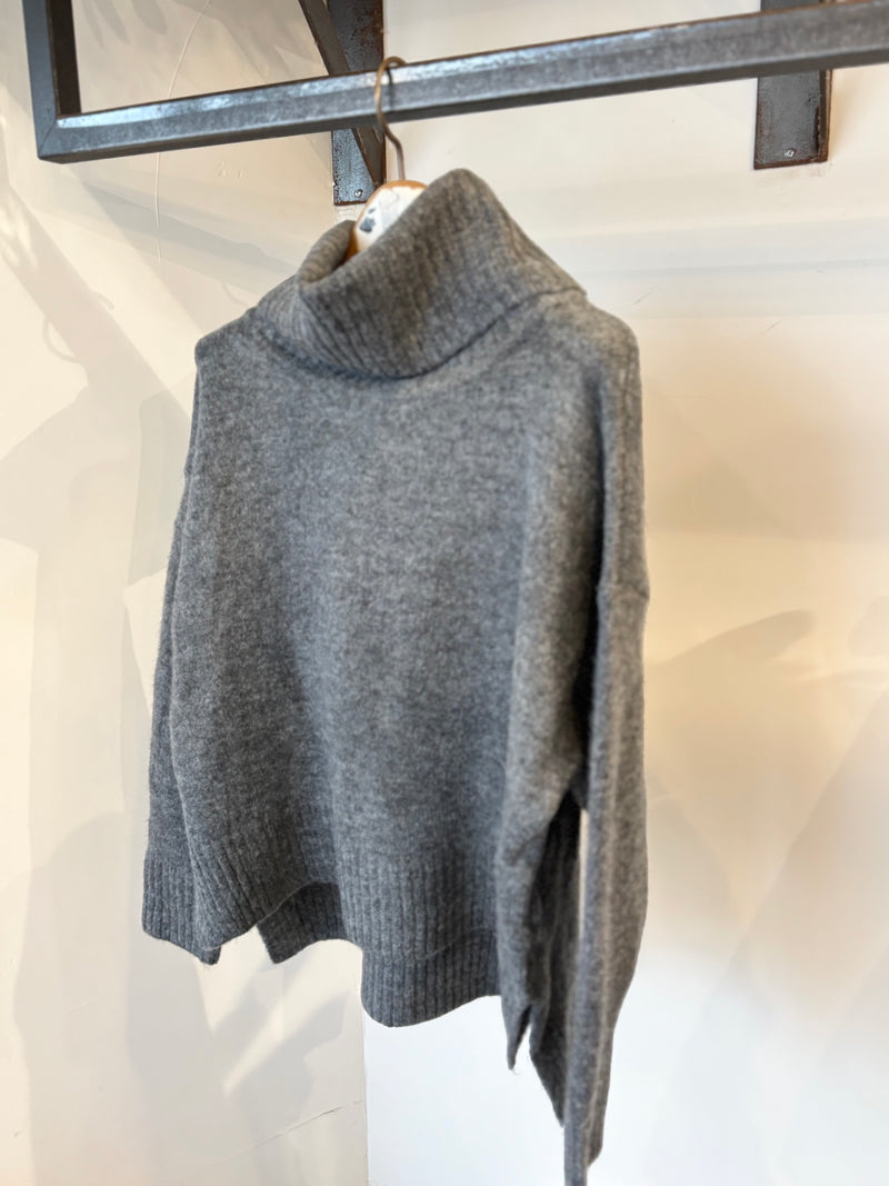 MIRACLE /TURTLE NECK KNIT /GRAY