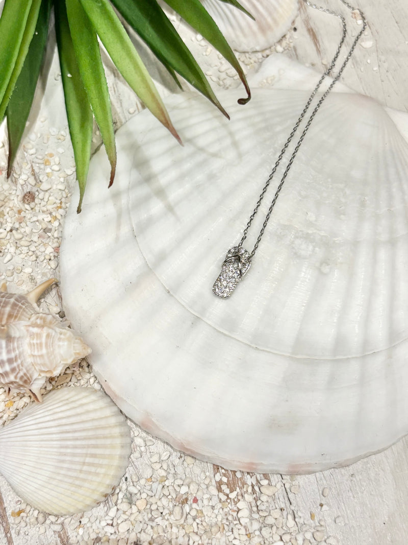 Girty's Key Select/ beach sandal silver