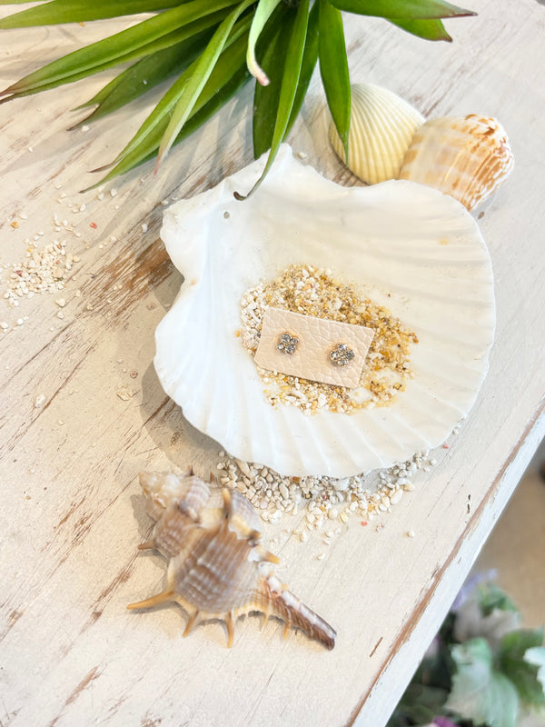 Girtyskey Select/PIERCE/ GOLD Clover