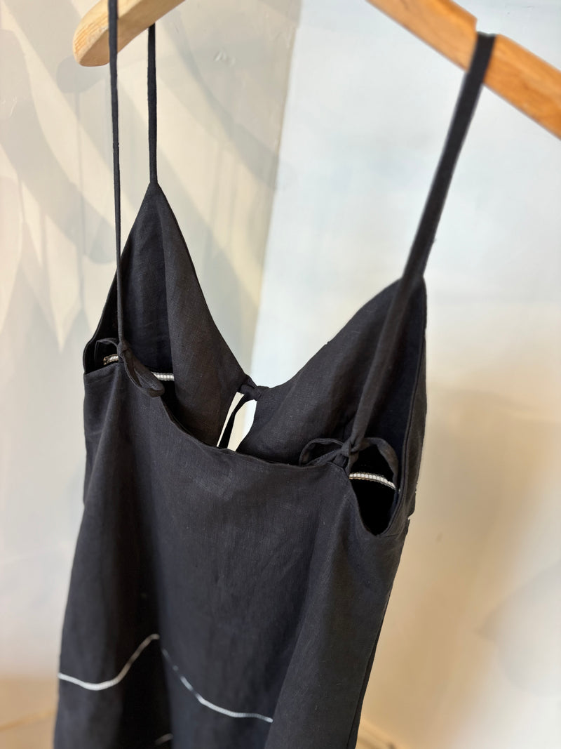 TWOKEYS  LINEN DRESS 🖤BLACK