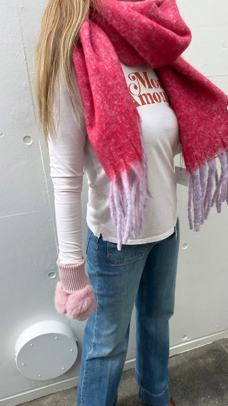 Girtys key select  stole raspberry pink