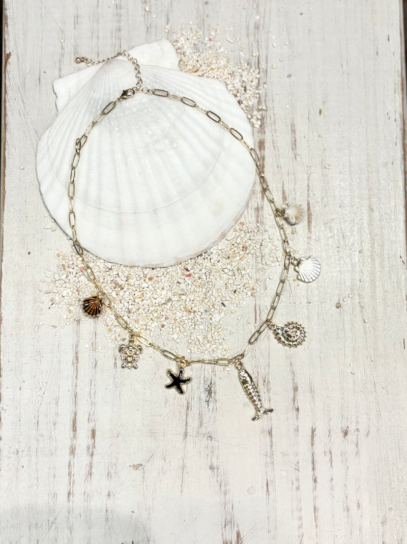 Girty's Key Select necklace/ friends of the sea