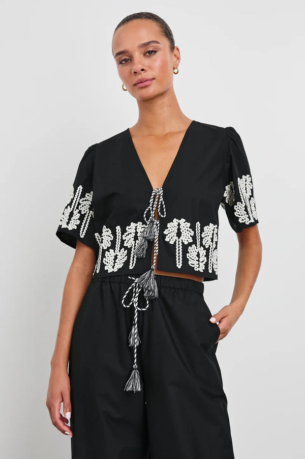 Pari Top Black Ivory Palm Trees