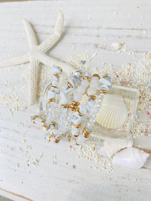 Girty's Keyselect /HOWLITE bracelet